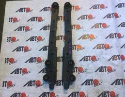 Рычаг задний нижний правый для TOYOTA PASSO KGC30/KGC35/NGC30  запчасти бу