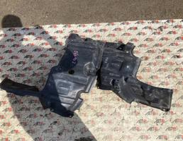 Защита бампера для TOYOTA AQUA NHP10  запчасти бу