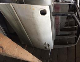 Дверь передняя левая для TOYOTA HARRIER MCU10W/MCU15W/SXU10W/SXU15W/ACU10W/ACU15W  запчасти бу