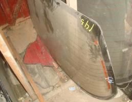 Стекло заднее для NISSAN PULSAR EN14/FN14/FNN14/HN14/N14/RNN14/SN14  запчасти бу