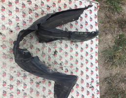 Подкрылок передний правый для MAZDA PREMACY CREW  запчасти бу