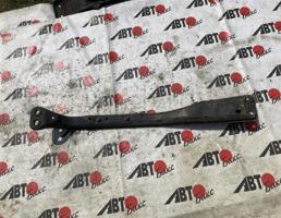 Лыжа для NISSAN CUBE ANZ10/Z10/AZ10  запчасти бу