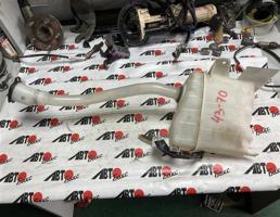 Бачок омывателя для TOYOTA NOAH AZR60G/AZR65G  запчасти бу