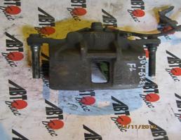 Суппорт передний левый для HONDA ODYSSEY RB1/RB2  запчасти бу