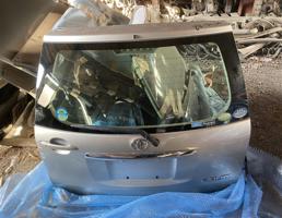 Дверь задка для TOYOTA RAUM NCA25/NCZ20/NCZ25  запчасти бу