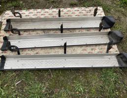 Подножка левая  для TOYOTA HILUX SURF VZN130G/LN130G/LN130W/KZN130G/KZN130W/YN130G  запчасти бу