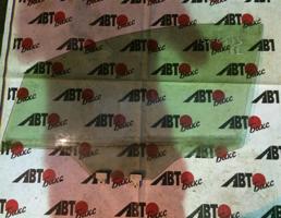 Стекло двери передней левой для NISSAN LEAF AZE0  запчасти бу