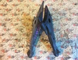 Рычаг передний нижний правый для TOYOTA ALPHARD MNH10  запчасти бу