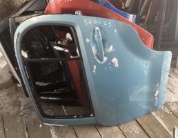 Дверь задняя левая для TOYOTA PASSO KGC30/KGC35/NGC30  запчасти бу