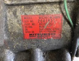 Компрессор кондиционера для MITSUBISHI CANTER FE536E  запчасти бу