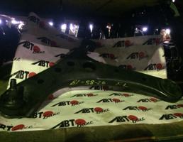 Рычаг передний нижний левый для TOYOTA ISIS ANM10G/ANM10W/ANM15G/ANM15W/ZNM10G/ZNM10W  запчасти бу