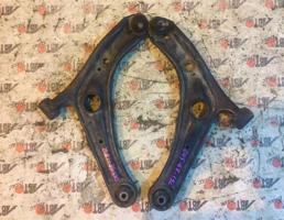 Рычаг передний нижний правый для TOYOTA PORTE NNP10/NNP11/NNP15  запчасти бу