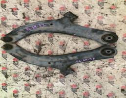 Рычаг передний нижний правый для NISSAN BLUEBIRD SYLPHY/ALMERA KG11  запчасти бу