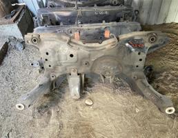 балка передняя для MAZDA AXELA BL5FW  запчасти бу