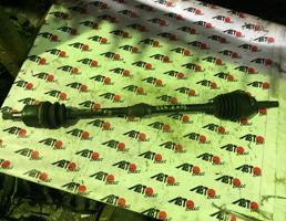 Привод передний правый для MITSUBISHI DIAMANTE F31A/F36A/F41A/F46A/F47A  запчасти бу