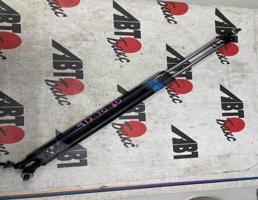 Амортизатор капота ПАРА для SUBARU LEGACY B4 BM9  запчасти бу