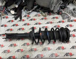 Стойка передняя левая для TOYOTA RAUM NCA25/NCZ20/NCZ25  запчасти бу