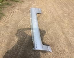 Порог пластиковый пара  для SUZUKI JIMNY JB23W  запчасти бу