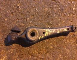 Рычаг передний нижний правый для SUZUKI KEI HN11S//HN12S/HN21S/HN22S  запчасти бу