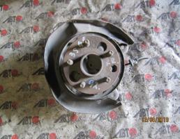 Ступица задняя правая для TOYOTA CELICA ST202/ST203/ST205/ST202C  запчасти бу