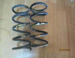 Пружина задняя 2 шт для TOYOTA IPSUM ACM21W/ACM26W  запчасти бу