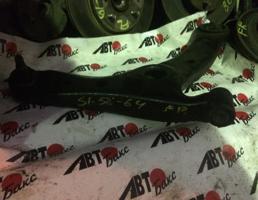 Рычаг передний нижний правый для TOYOTA VOXY AZR60G/AZR65G  запчасти бу