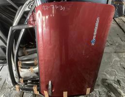 Дверь передняя правая для NISSAN LEAF AZE0  запчасти бу