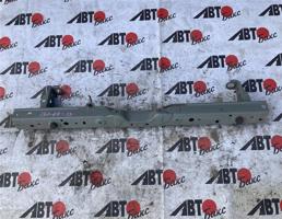 Верхняя планка радиатора для NISSAN LEAF AZE0  запчасти бу