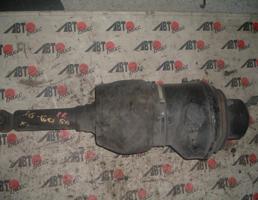 Стойка задняя правая для TOYOTA CELSIOR UCF20/UCF21  запчасти бу