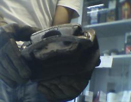 Суппорт передний левый для TOYOTA MARK II GX100/GX105/JZX100/JZX101/JZX105/LX100  запчасти бу