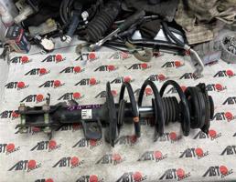 Стойка передняя левая для NISSAN LEAF AZE0  запчасти бу