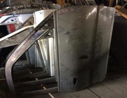 Дверь передняя правая для MITSUBISHI MIRAGE CA1A/CA3A/CA4A/CB1A/CB2A/CB3A/CB4A/CB6A/CB7A/CB8A/  запчасти бу