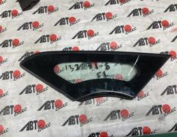 Стекло боковое переднее левое для NISSAN LEAF AZE0  запчасти бу