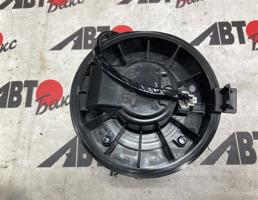 Моторчик печки для NISSAN LEAF AZE0  запчасти бу