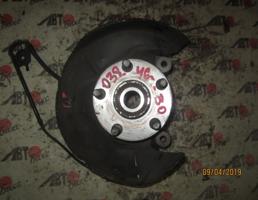 Ступица передняя правая для TOYOTA OPA ACT10/ZCT10/ZCT15  запчасти бу