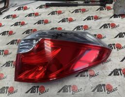 Фонарь задний правый для HONDA SHUTTLE GP7  запчасти бу