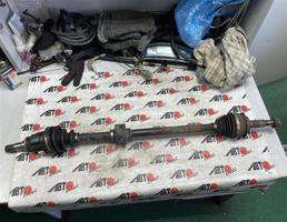 Привод передний правый для TOYOTA AQUA NHP10  запчасти бу