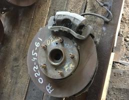 Ступица передняя правая для TOYOTA NADIA SXN10/SXN10H/SXN15/SXN15H/ACN10/ACN10H/ACN15/ACN15  запчасти бу