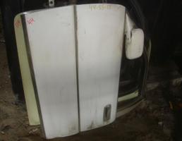 Дверь передняя левая для TOYOTA CROWN MAJESTA JZS177/UZS171/UZS173/UZS175  запчасти бу