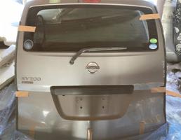 Дверь задка для NISSAN NV200 VM20  запчасти бу