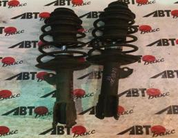 Стойка передняя правая для TOYOTA RACTIS NCP105/NCP100/SCP100  запчасти бу