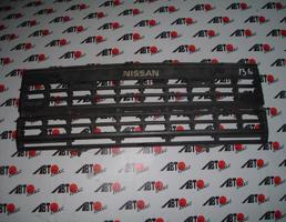 Решетка радиатора для NISSAN CARAVAN VRMGE24/E24  запчасти бу