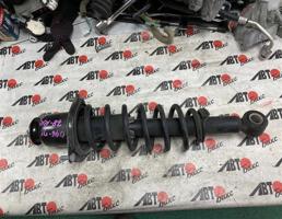 Стойка задняя правая для TOYOTA SIENTA NCP81G/NCP85G  запчасти бу