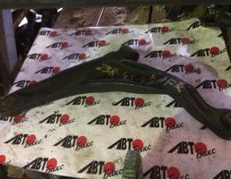 Рычаг передний нижний правый для MITSUBISHI CHARIOT GRANDIS N84W/N86W/N94W/N96W  запчасти бу