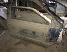 Дверь передняя правая для NISSAN SERENA KAJC23/KBC23/KBCC23/KBNC23/KVC23/KVNC23  запчасти бу