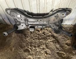 балка передняя для TOYOTA PORTE NNP10/NNP11/NNP15  запчасти бу