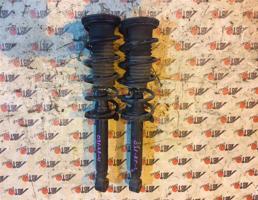 Стойка задняя правая для TOYOTA CRESTA GX100/JZX100/GX105/JZX101/JZX105/LX100  запчасти бу