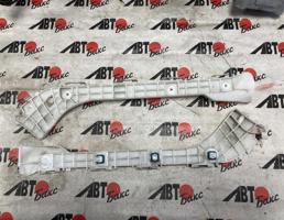 Крепление бампера заднее левое для TOYOTA PRIUS ZVW30  запчасти бу