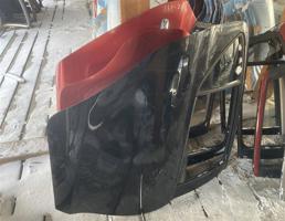 Дверь задняя правая для TOYOTA AQUA NHP10  запчасти бу