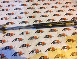 Амортизатор двери задка ПАРА для NISSAN CARAVAN VRMGE24/E24  запчасти бу